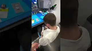 Как ремонтируют дисплеи iPhone: микроскопы, дешифраторы и точность до микрометра