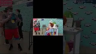 How Amouranth's meet and greet is going #shorts