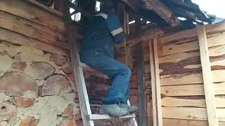 Деревенская стройка, забиваю гвозди перфоратором.