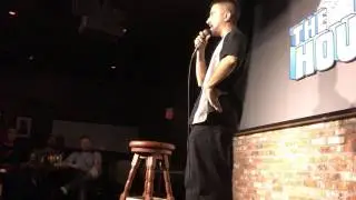 Comedian Proposes during his set