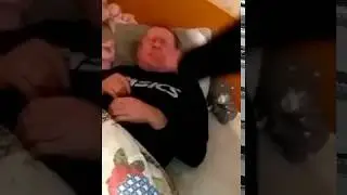 Миша кирпич обосрался