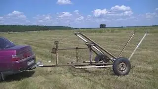 Самодельный прицеп для перевозки  сена в рулонах.