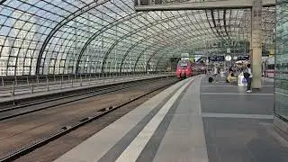 DB Class 442 - 442131 + 442334 arriving  Berlin Hauptbahnhof Station on 09/09/25