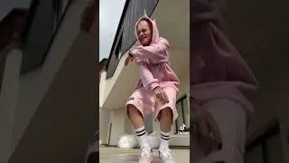 Даня единорог