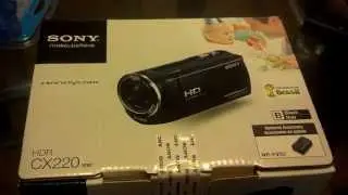 Sony HDR -CX220 - Unboxing