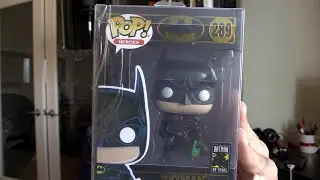 Giveaway! #4 - Batman Forever Funko Pop!
