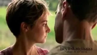 Divergent & Insurgent: Four& Tris // Wait