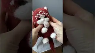 Котёнок спицами по описанию Клэр Гарланд (пряжа Drops Air)