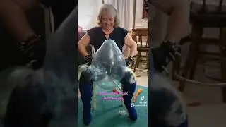 SPIKED glove pop