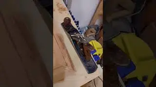 Столярное донце. Заусовка рубанком. Shooting board test on frame. Mitter joint by hand plane.