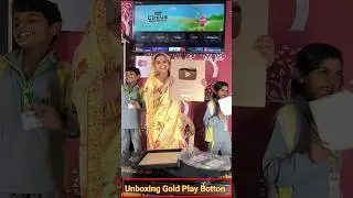 Unboxing Gold Play Button😁🤗🤑#shorts#GoldPlayButton