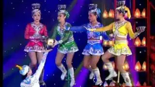 ÉTOILES DU CIRQUE DE PEKIN - JONGLAGE BOLS SUR MONOCYCLES - LE PLUS GRAND CABARET DU MONDE