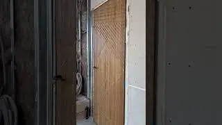 Дубовая дверь