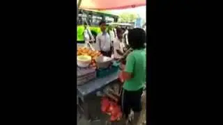 Viralkan Gayssss Beginilah Aksi Curang Para Pedagang😢😢