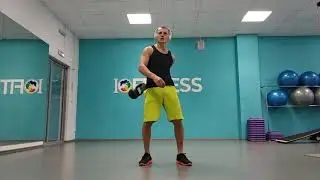 Махи гирей за спиной