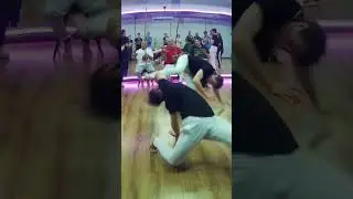 🫣😱 Wow🔥🔥🔥 Capoeira moment.
