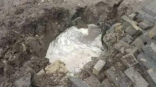Война день 7, кассетные боеприпасы град по жилому району многоэтажек, детской площадке, г. Харьков.