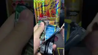 Evolving Skies!! Pulled a Pokemon FULL Art Trainer!! 🔥 🔥 🔥