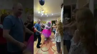 Мисс Теди поздравила с днём рождения Юленьку с ее 12 летием🥳/ Поставим 👍и подпиши на наш канал!