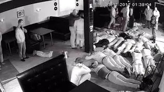 В ночной клуб в Ельце ворвались люди в масках