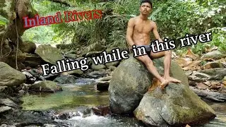 Fall!! While bathing in the river.#river #swimming #natural