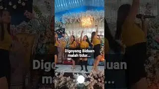 Siram Air keras aja