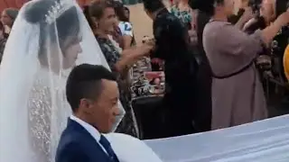 Аруса бинен ай шах чанка баландай.