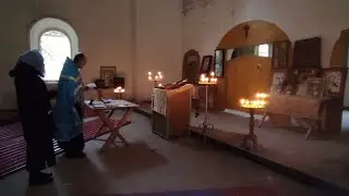 29.09.2022. В селе Шолга архимандрит Иов (Муравьев) провел молебен и панихиду в храме. Подосиновский