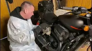 Замена масла на Харлее. Подробная инструкция.