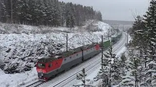 Электровоз 2ЭС6 