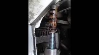 Снимаем обломившийся клапан vvti на 2nz