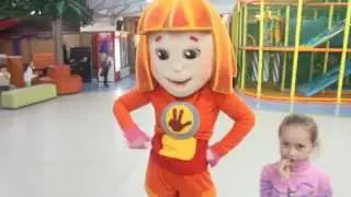 Весёлый конкурс в клубе мадагаскар