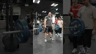 Hissy vs Cim 👆🏼⚔️👆🏼 Cim 1st Arnold classic armlifting championship.Columbus ohio.