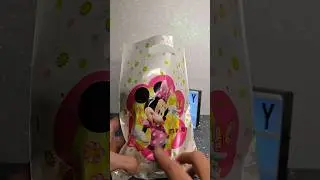 Minnie Disney Mystery Bag #minnie #minniemouse #disney #asmrtoys #unboxingtoys #toys #cutetoys