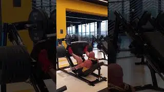 жим платформы #gym #motivation #bodybuilding #sports #fitness