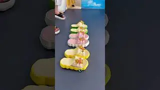 Sandals for all occasions—but only one favorite! 👡🖤