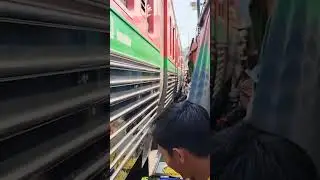 Meaklong railway station what it is really like Thailand