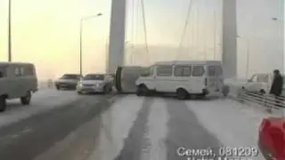 Авария в Семее на мосту