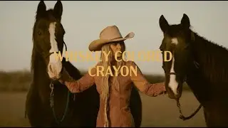 Lainey Wilson - Whiskey Colored Crayon (Official Lyric Video)