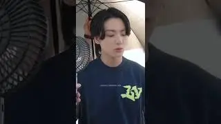А вот мы и увидели полный рукав татуировок Чонгука.. Горяч😩🔥