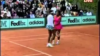 Serena's monster forehand in doubles