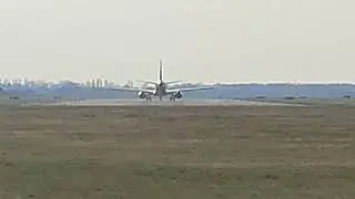 Windy LIPQ E190 take off