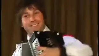 Аслан Тлебзу Попурри на адыгские наигрыши