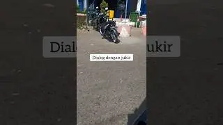 Gak lega kalau gak dikasih selembar karcis. Kalian tim yang biasa abai atau minta karcis juga?