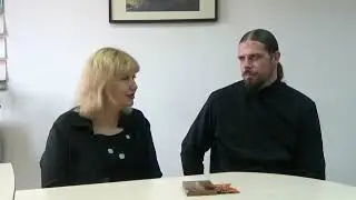 Воинский священник, настоятель Свято-Троицкого храма протоиерей Евгений.