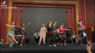 الرقص البلدي مع Elena / Nile Group Festival