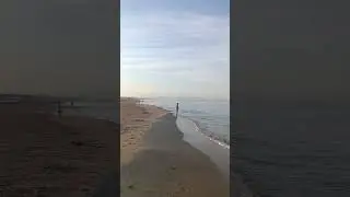 Доброе утро из Анапы! Солнце только начинает подниматься над горизонтом, а волны нежно шепчут