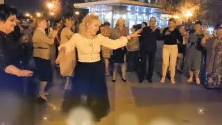 Лилии цветут... 06.10.24...