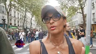 "On a un Roi/Clown à la présidence, Macron faut qu'il démissionne"