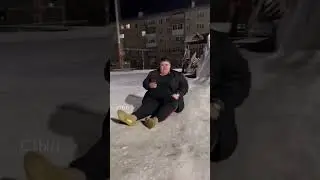 А ты что мне не пишешь